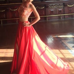 Two piece dress (prom,quince pictures)